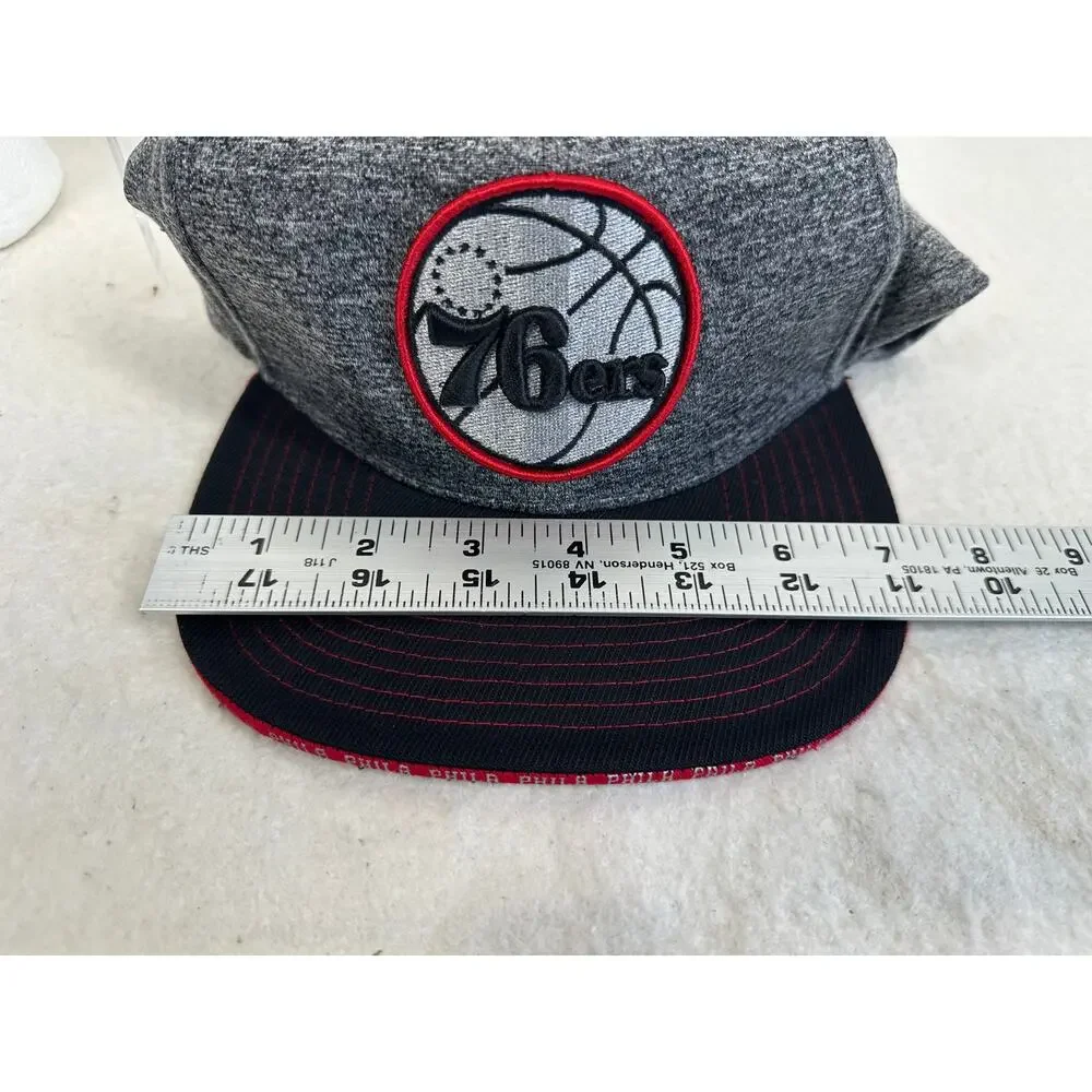 Zephyr Philadelphia 76ers Snapback Hat OS Gray, Red & Black Sportswear Philly